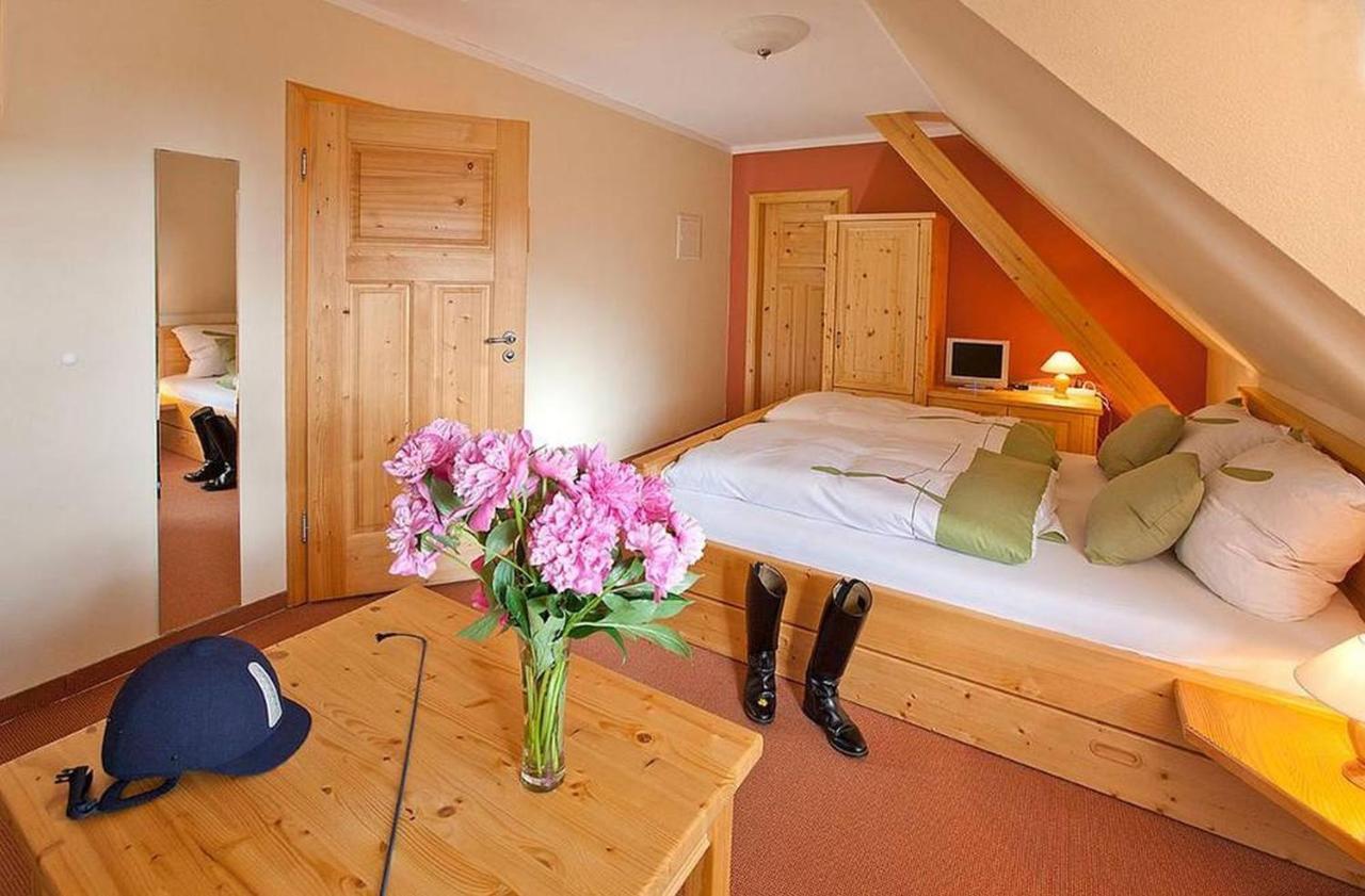 Naturhotel Etzdorfer Hof Schoenburg Екстер'єр фото